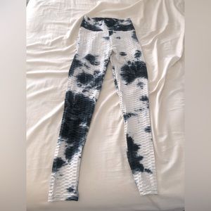 Forever 21 Athletic leggings M NWT